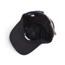 Single-Stitch Strapback in Black from JHF.